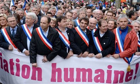 france hundreds of thousands march in paris against same sex marriage joe my god