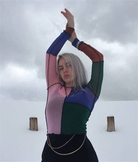 Billie Elish Faces Tits