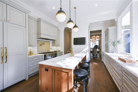 Counter Height VS. Bar Height: The Pros & Cons of Kitchen Island