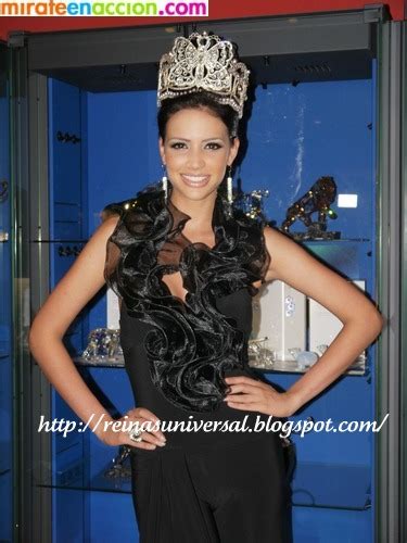 Reinas Universal Sheldry Saez Miss Panama 2011 Espectacular