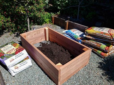 How To Fill A Raised Garden Bed Build The Perfect Organic Soil