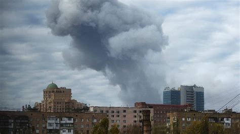Explosion Rocks Rebel Held Ukrainian City As Fighters Ignore Cease Fire