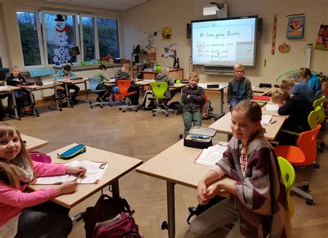 Grundschule bezeichnet in der bundesrepublik deutschland die schulen, die kinder der klassen 1 bis 4 (nur in den bundesländern berlin und brandenburg klassen 1 bis 6) besuchen. Samtgemeinde Freren - Aktuell - Beesten
