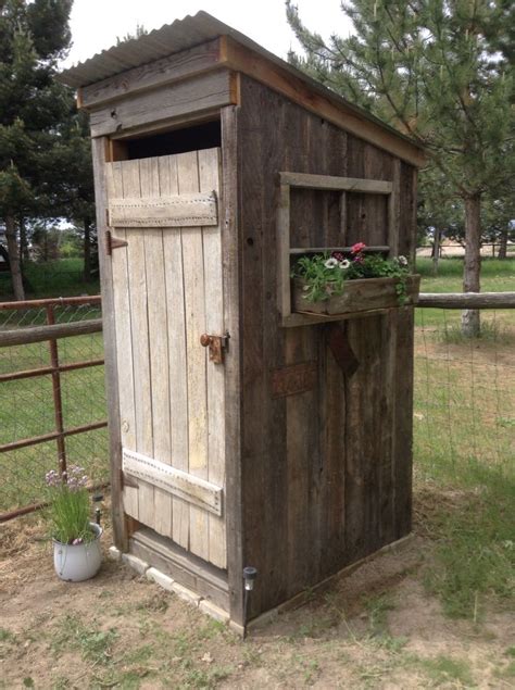 Pin By Chris Eggleston On Outhouses Outhouse Outhouse Bathroom