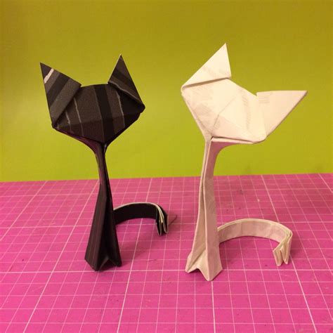 Origami Cat Diy By Tania Ishii Origami Cat Paper Crafts Crafts