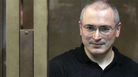 Putin To Pardon Jailed Oil Tycoon Mikhail Khodorkovsky