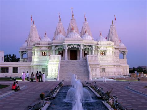 Baps Shri Swaminarayan Mandir Tourist Places