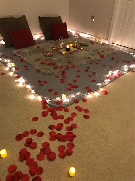50 Romantic Room Decoration For Couple Ideas To Create A Cozy Love Nest
