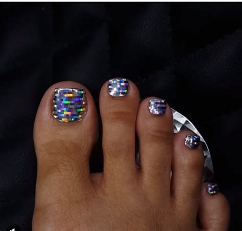 Pin By Sophia On Pretty Toes Glitter Toe Nails Toe Nails Bedazzled
