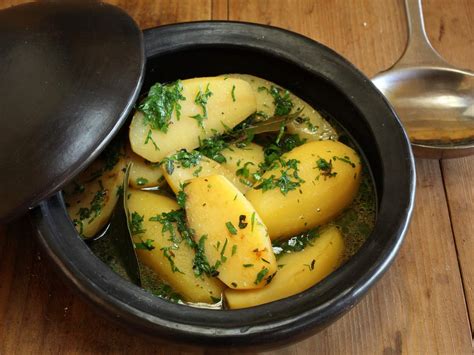 Braised Waxy Potatoes Recipe Maggie Beer