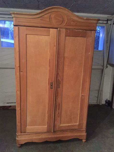 Allegro in d major anonymous: Schrank alt | Acheter sur Ricardo