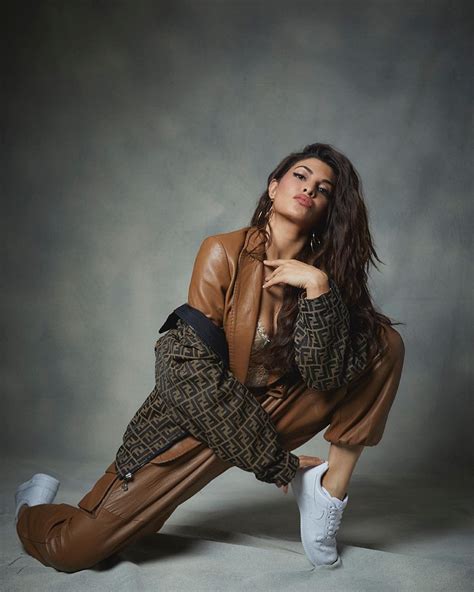 Jacqueline Fernandez Keeps It Sultry And Sexy See Her Looking Ultra