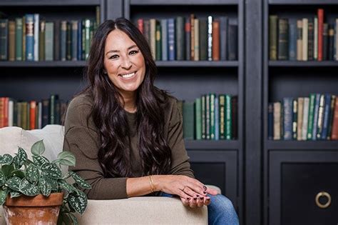 See Chip Joanna Gaines Most Memorable Fixer Uppers Chip Fixer