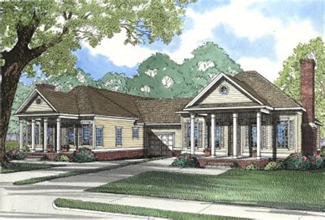 Southern Style House Plan 3 Beds 2 Baths 2808 Sqft Plan 17 1067