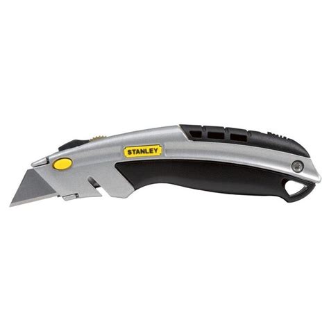 Stanley 34 In 3 Blade Retractable Utility Knife With With On Tool