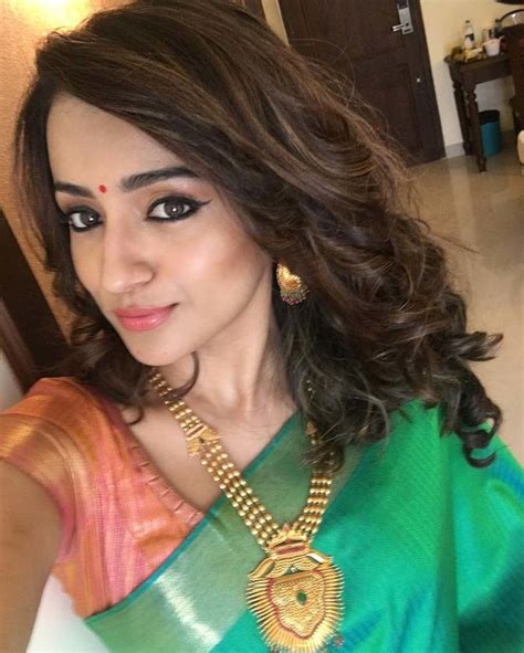 Trisha Krishnan To Marry Simbu Look At The Actress Most Stunning