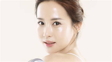 7 Step Korean Skin Care For Glowing Glass Skin Medically Speaking