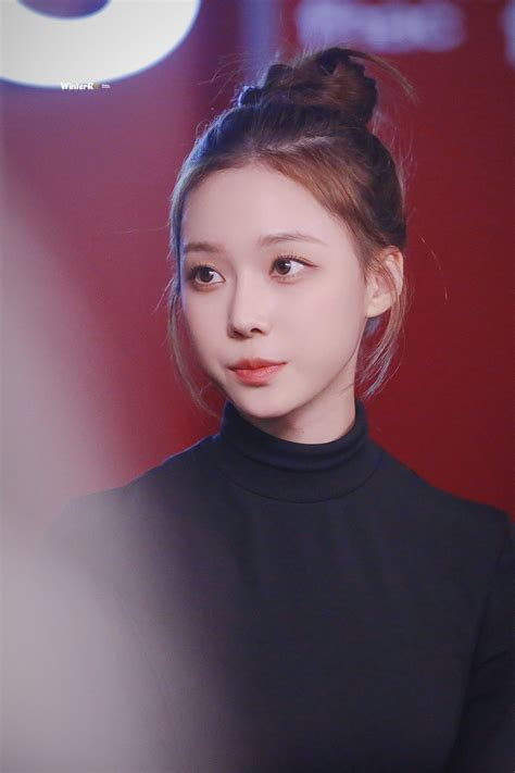 WinterR on Twitter: "221003 Paris 🤍 #aespa #에스파 #WINTER #윈터 https://t