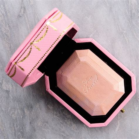 Too Faced Fancy Pink Diamond Diamond Light Multi Use Highlighter Review