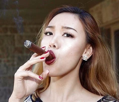 Smoking Babes Cigar Vixens Pics Xhamster