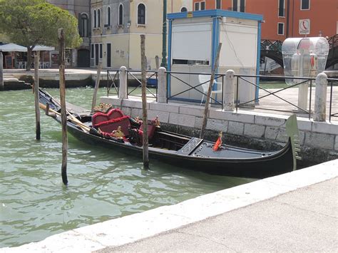 Hd Wallpaper Venice Gondola Gondolas Water Rialto Bridge Italy
