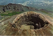 Earth's Beauty: Mount Vesuvius