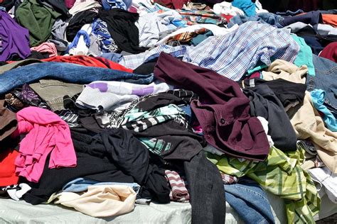 How To Reduce Reuse And Recycle Unwanted Clothes Simply Living Journal