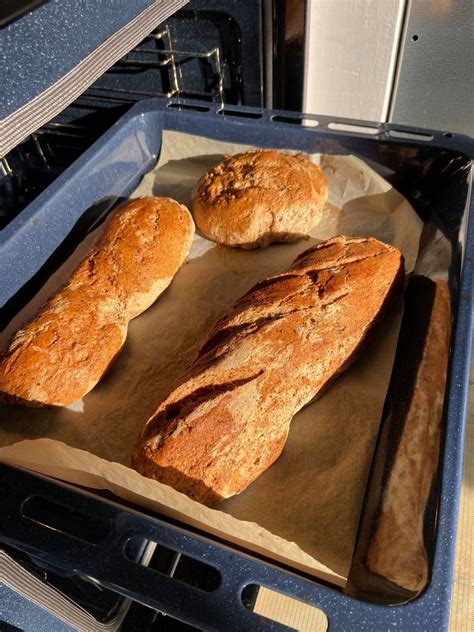 Je vous partage une recette de pain maison facile et rapide sans pétrissage ! Pain complet maison à la machine - wholemeal bread home ...