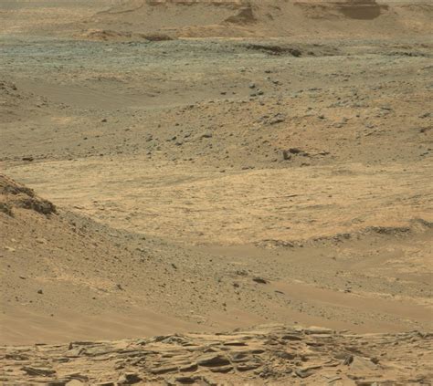 Small Aliens In Nasa Jpl Mars Image Sol 747