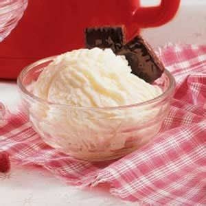 Creamy Vanilla Ice Cream Recipe How To Make It Taste Of Home
