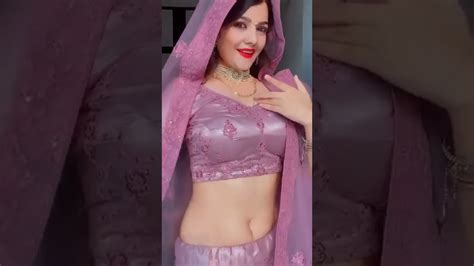 Sexy Girl Gungun Gupta New Instagram Reels Hot Girl Shorts Whatsapp