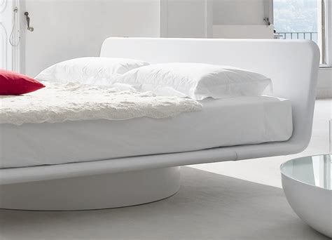 Bonaldo Giotto Bed Bonaldo Beds Modern Upholstered Beds