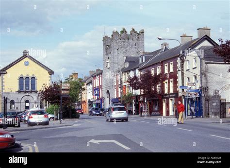 Cashel Town Centre County Tipperary Southern Ireland May 2005 Stock
