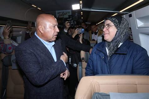 وزير النقل يشهد إنطلاق أولى رحلات قطارات تالجو الفاخرة بالركاب من رمسيس إلى الإسكندرية وطنى