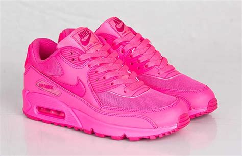 Musthave Nike Air Max Gs 90 Hyper Pink Thebeautymusthaves