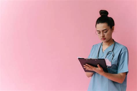 10 Professional Goals For Nurses The Nursing