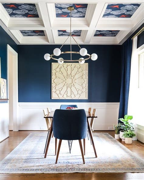 Curious how we can do a room makeover so fast? There is a lot of work