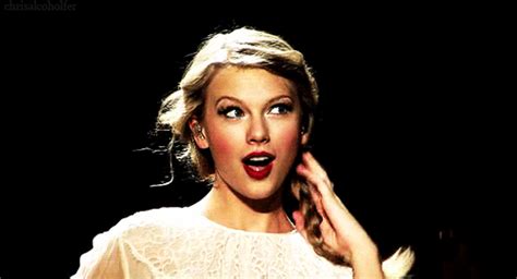 Happy Birthday Taylor Swift Here Are 24 Reasons Why We Love You Plus