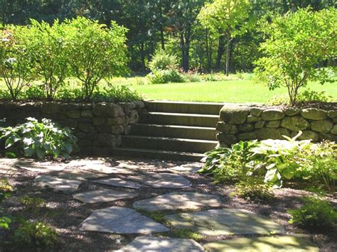 Sunken Patio With Stone Walls And Flagstone Floor In 2022 Sunken