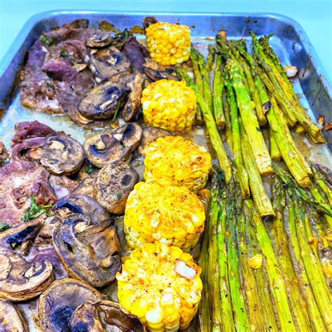 Jessica is a certified culinary scientist, certified food scientist, and cookbook author. Sheet Pan Skirt Steak With Marinade And Vegetables | Ace ...