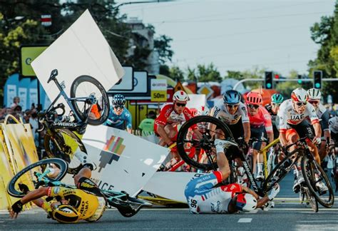 Sur 7 étapes, les coureurs engagés pour la 78e édition devront parcourir 1 140 kilomètres pour tenter de briller sur la course par étapes world tour. Tour de Pologne: le cycliste Jakobsen est sorti du coma ...