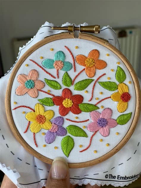 Embroidery Kit Flower Beginner Embroidery Kit Hand Embroidery