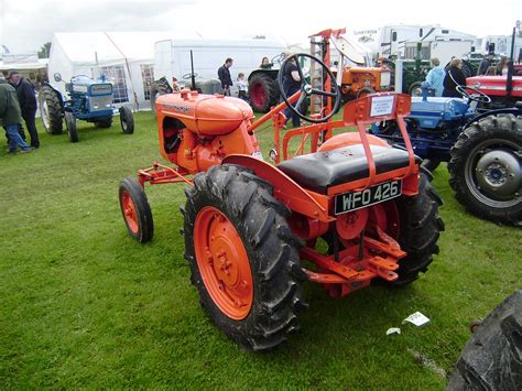 Allis Chalmers Model B Tractor And Construction Plant Wiki