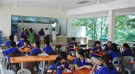 Students have access to a dedicated class teacher who. Beaconhouse Sri Inai Primary and Secondary School ...