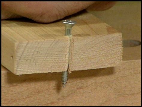 How To Drive Screws Without Splitting The Wood