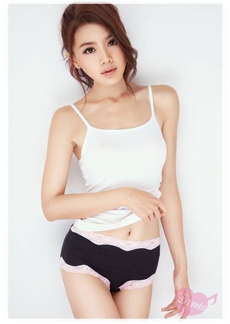Chrissie Chau 周秀娜 Chinese Model Koleksi Cerita Sex Dan