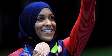 آشنایی با ورزشکاران زن تاثیرگذار در جهان از رقابت زنان مسلمان تا رسیدن