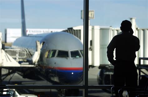 United Gives 10000 Travel Voucher To “bumped” Passenger The Denver Post