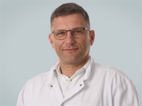 Neuer Chefarzt In Der Klinik F R Gef Chirurgie Ameos Klinikum Mitte