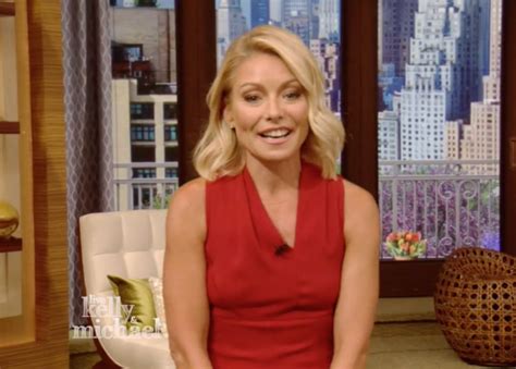 Watch Kelly Ripa Addresses Her Absence From Live Its About Respect